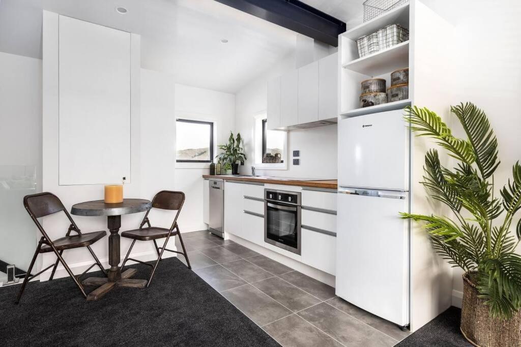 Apartment 2 - Haddin Court - Stunning Executive Blenheim Dış mekan fotoğraf